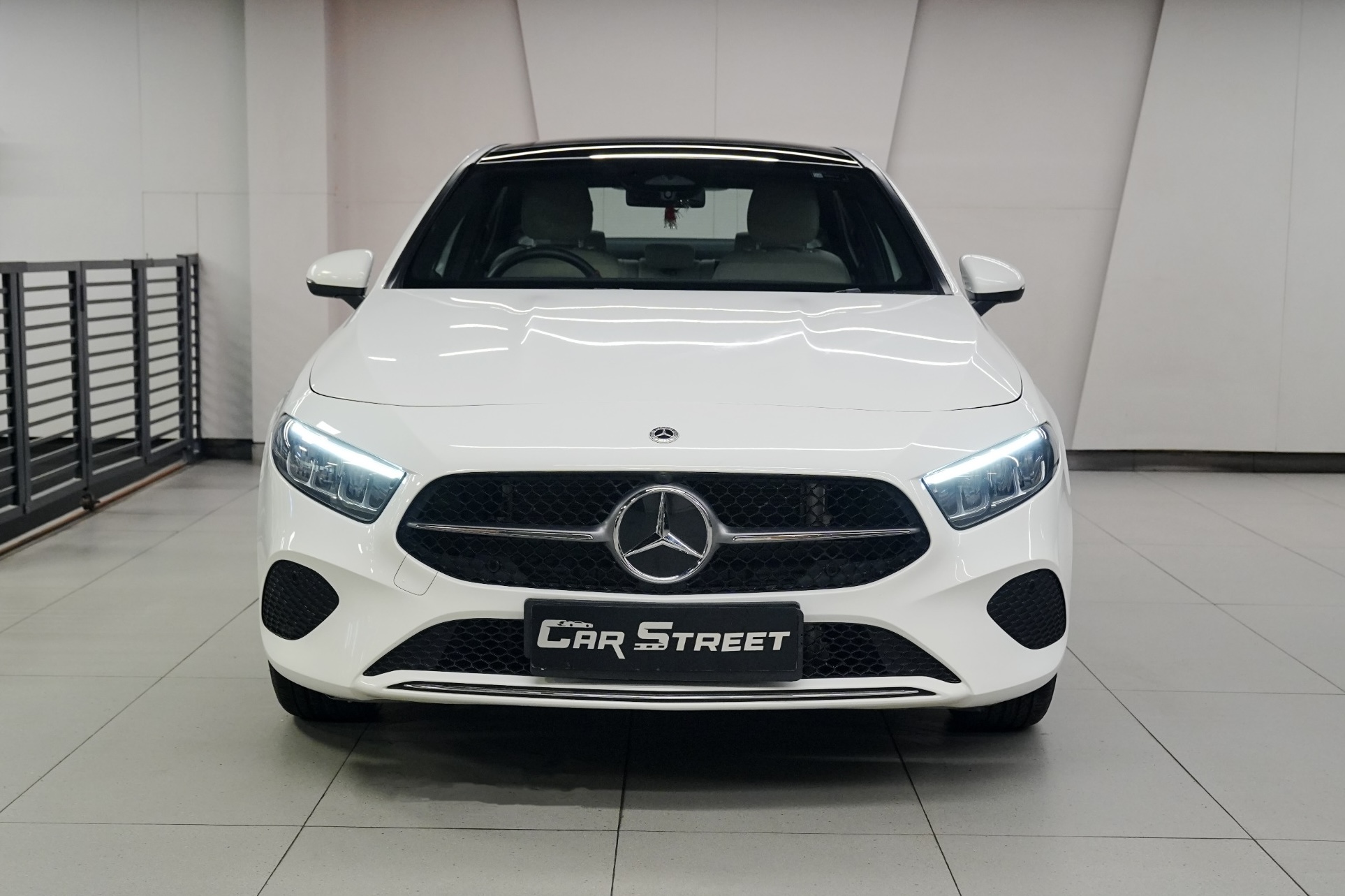 Mercedes-Benz A Class A200 Limousine 