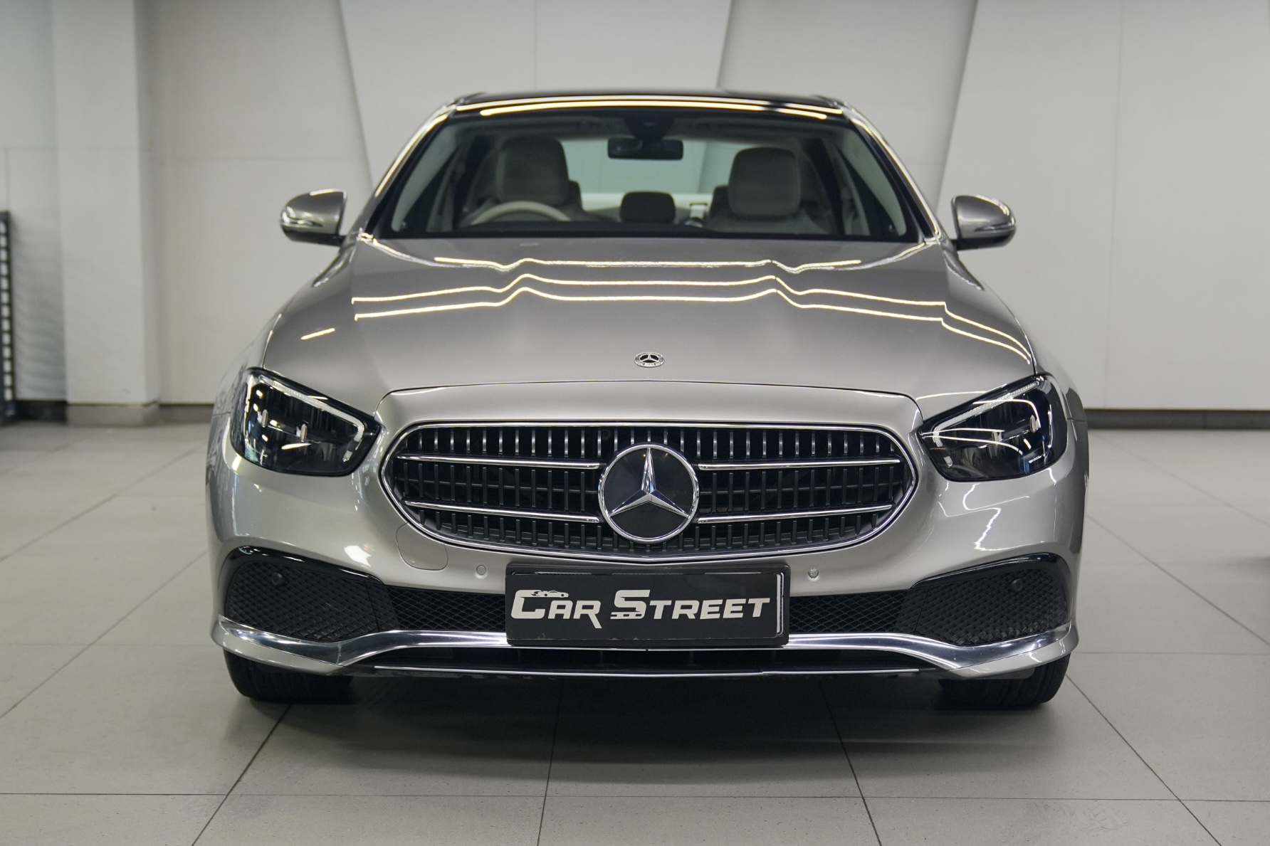 Mercedes-Benz E-Class  E220d Exclusive