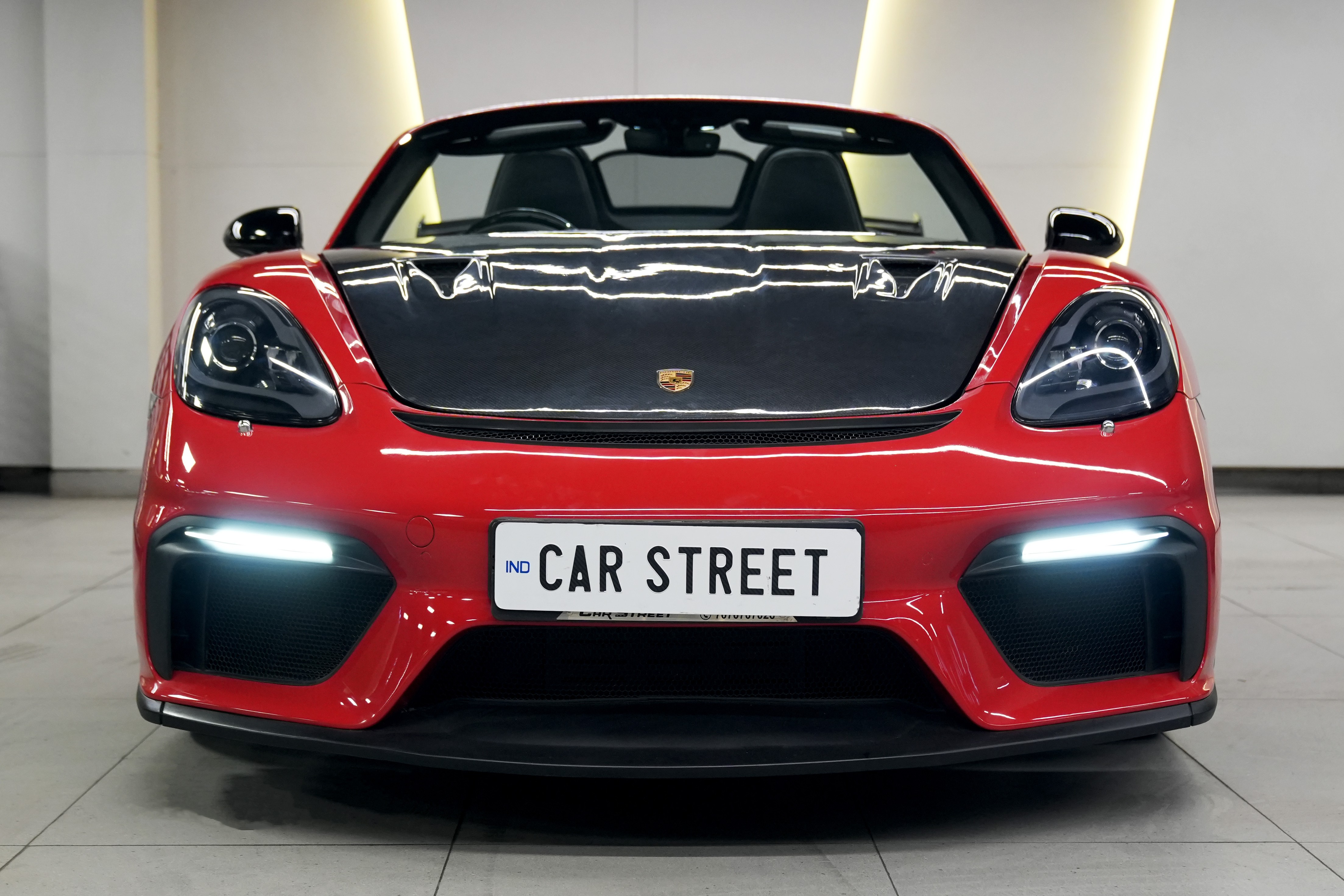 Porsche 718 Boxster with GT4 Kit
